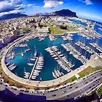 Apartment Discovering Sicily